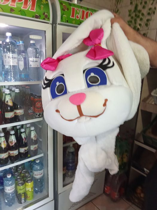 Продам. Костюмы  не дорого