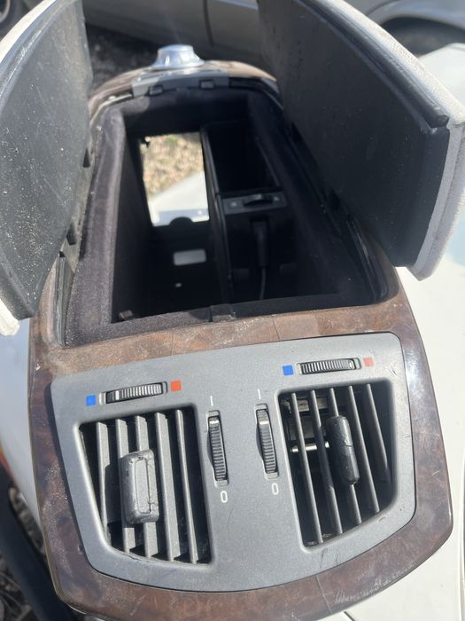 Подлокотник на BMW e65