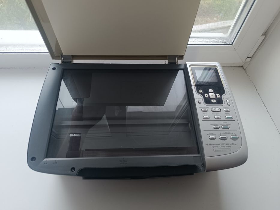 Продам принтер HP