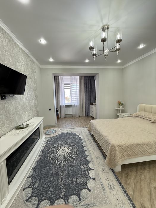 Продам 3 комн квартиру в центре