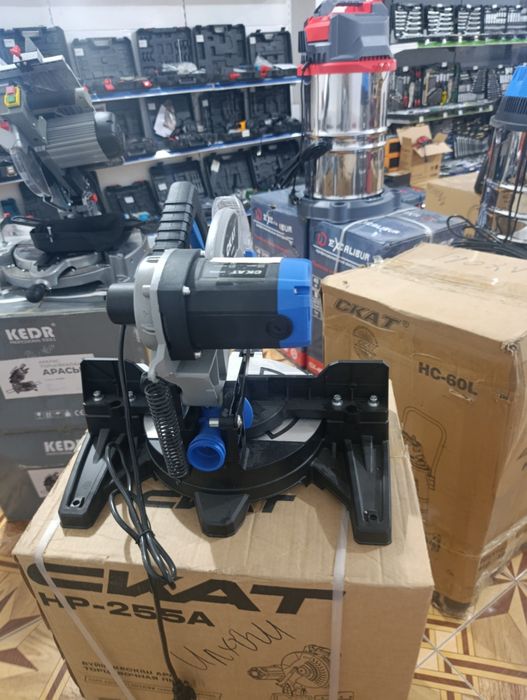 Торцовочная пила Скат