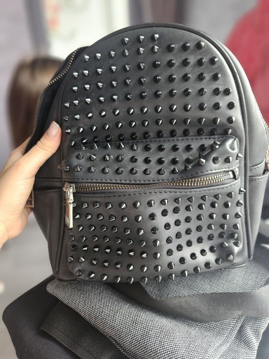 Дамска раница ART