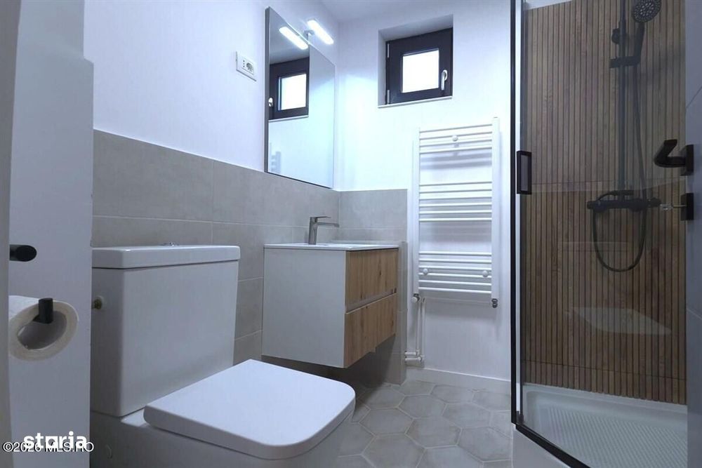 Plaja Modern - Bd.Tomis, apartament cu 2 camere + garsoniera separata!