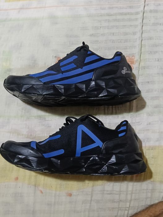 EA7 EMPORIO ARMANI Ultimate C2 Kombat
