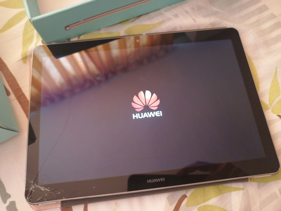 Таблет Huawei AGS-L09 10 инча