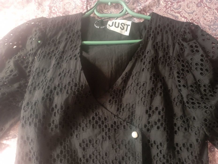 Красиви  нови рокл,и  Zara / JUST