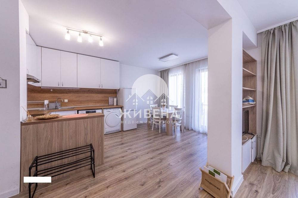 Продава се Двустаен апартамент в Варна, Бриз - 90 кв.м за 1956 €/кв.м - Снимка #1