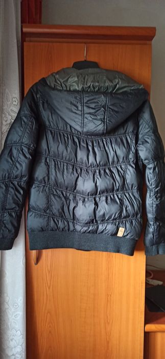 Oferta geaca dama mărime potrivită pt  M, L calitativa fără def