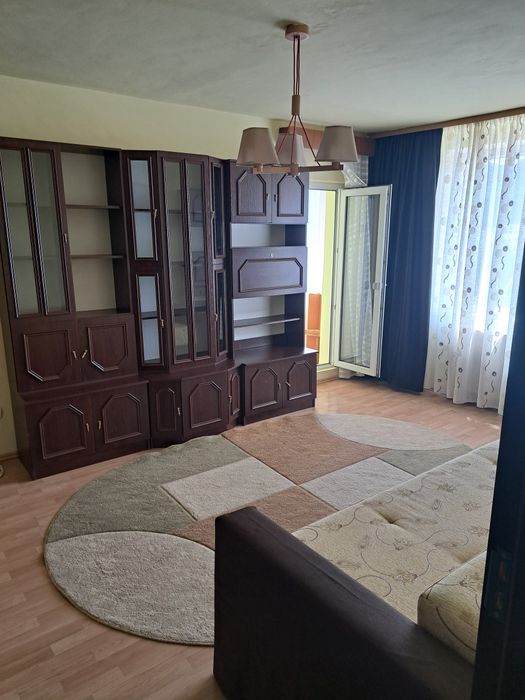 Inchiriez apartament 2 camere