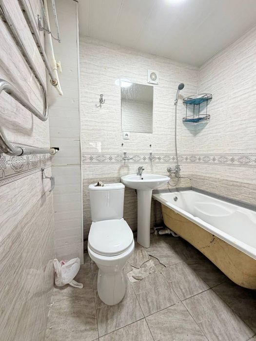 Чилонзор-Г9а.2*3/3/5/Кирпичный дом Срочно Сотилади Ор- Фарход Бозор