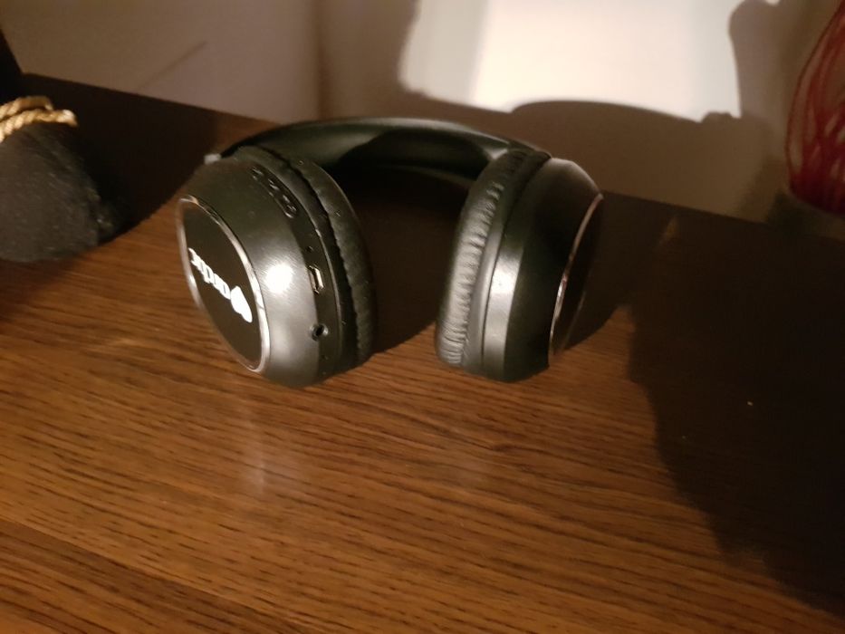 Casti Arctic impecabile