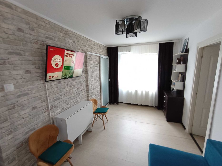 Persoană fizică închiriez Ap. 2 camere.