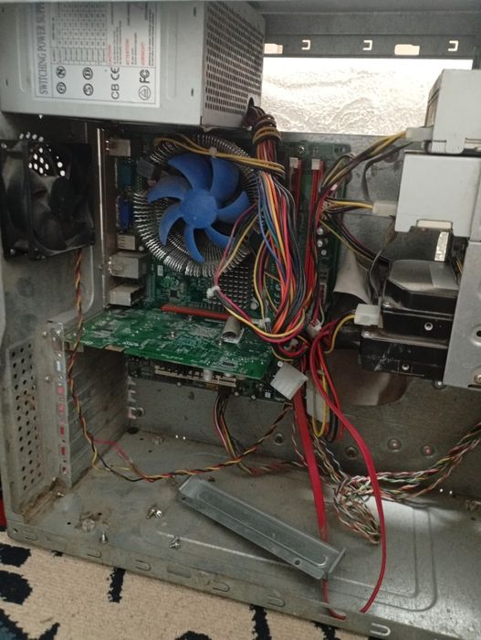 Продам 2 кампютера и каплектующие