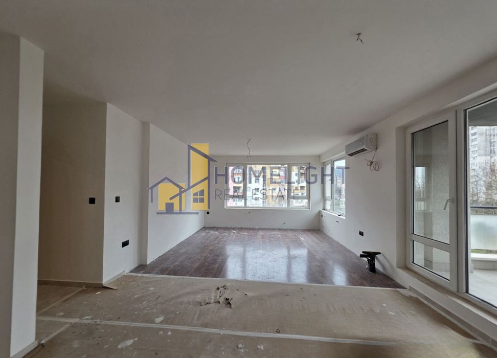 Тристаен апартамент в кв. Полигона