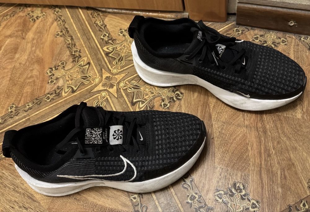 Nike Interact Run кроссовки для бега