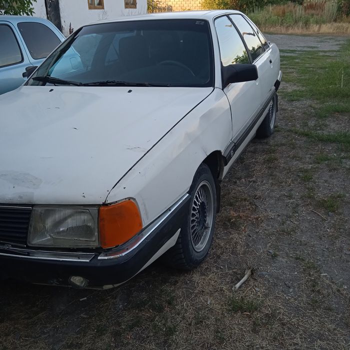 Продам ауди с3 на карбюраторе