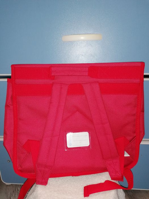 Детска раничка с коли