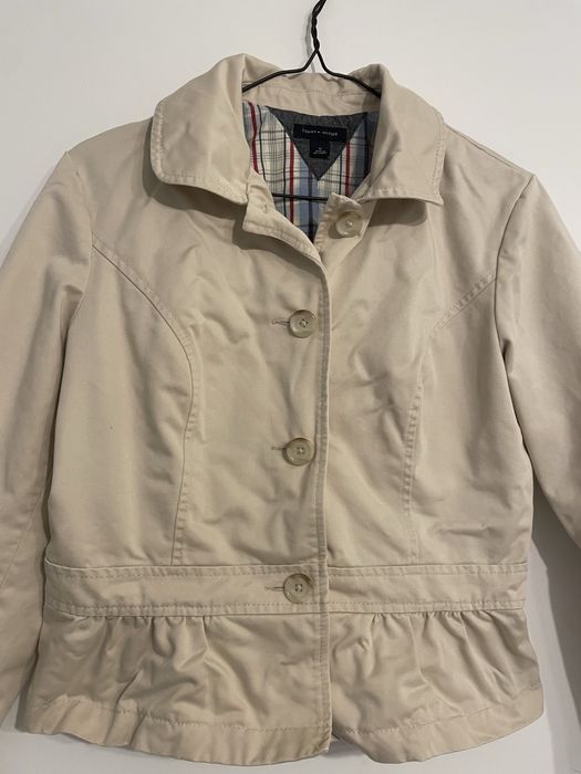 Trenci scurt bej de la Tommy Hilfiger