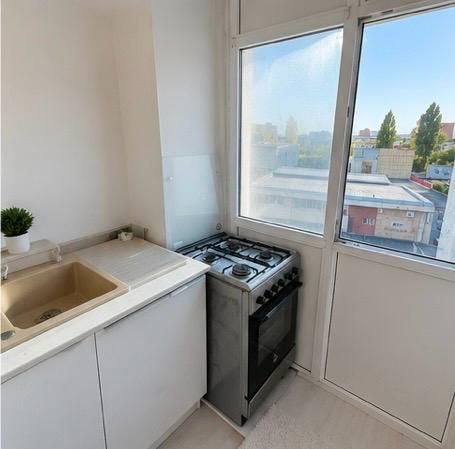 Închiriez apartament 3 camere – Brazda lui Novac – Mobilat și utilat complet 400 €