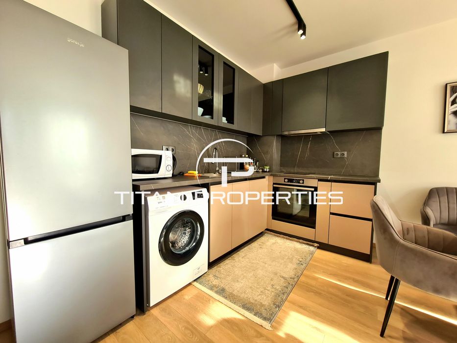 Дава се под наем Двустаен апартамент в Пловдив, Център - 72 кв.м за 750 € - Снимка #3