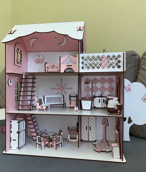 Кукольный домик дерево