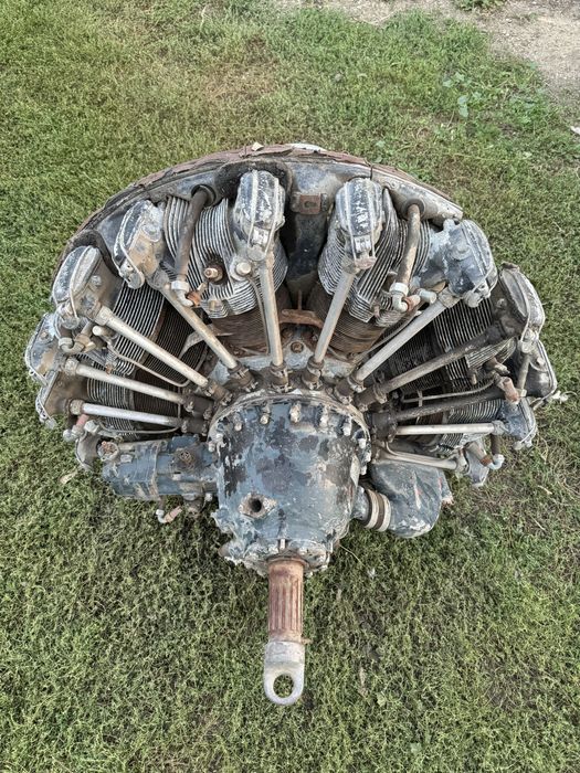 Двигатель самолета