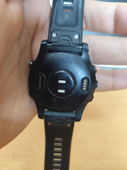 Спортивные часы Garmin Forerunner 945