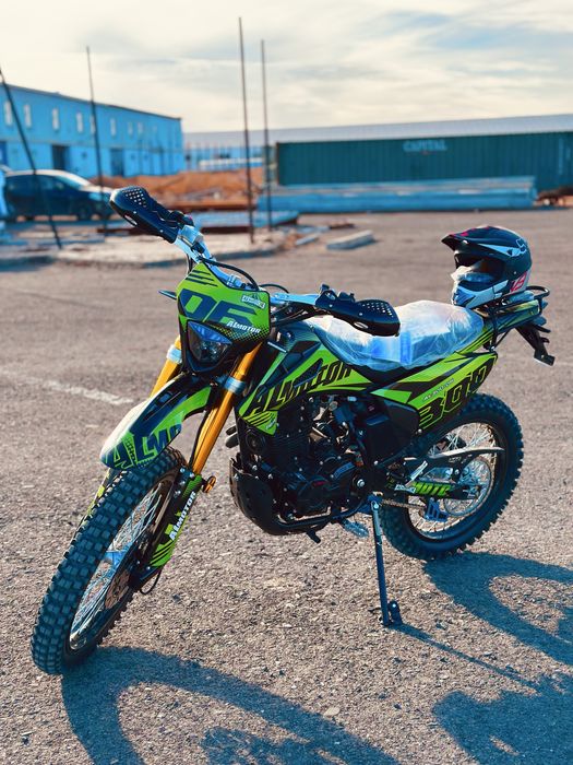 Мотоцикл эндуро Алматор06