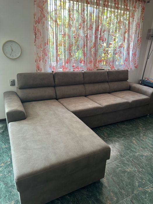 Разтегателен диван с лява лежанка р-р 306/196см