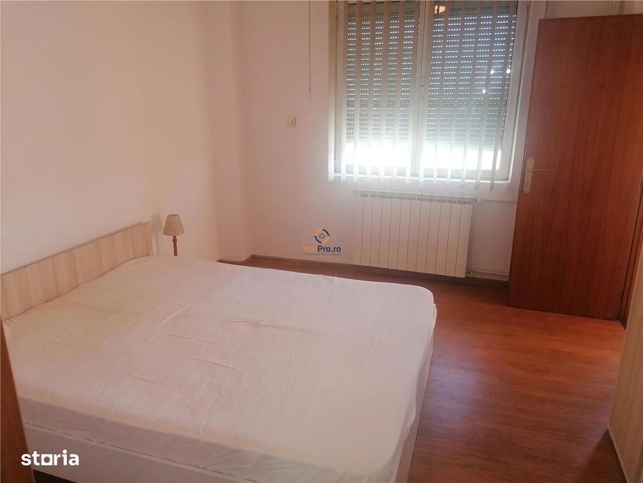 Spatios cu 2 Bai Iulius Mall