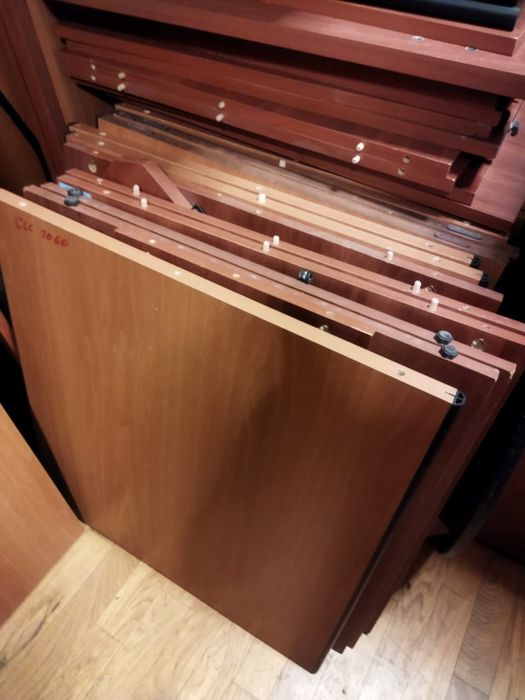 Столы офисные в разборном виде