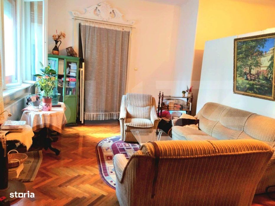 Apartament de vanzare, cu o camera, 73 mp, etaj 1, zona centrala