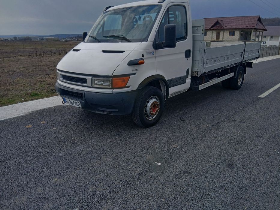 Vând iveco daily
