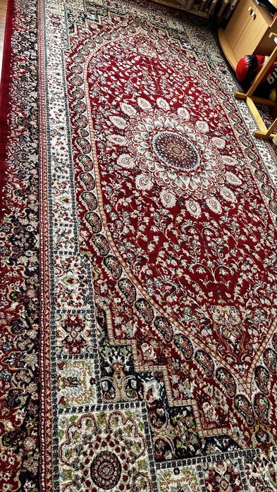 Продам ковер 2*4 Турция