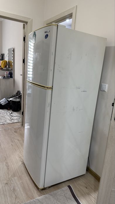 Холодильник Samsung б/у