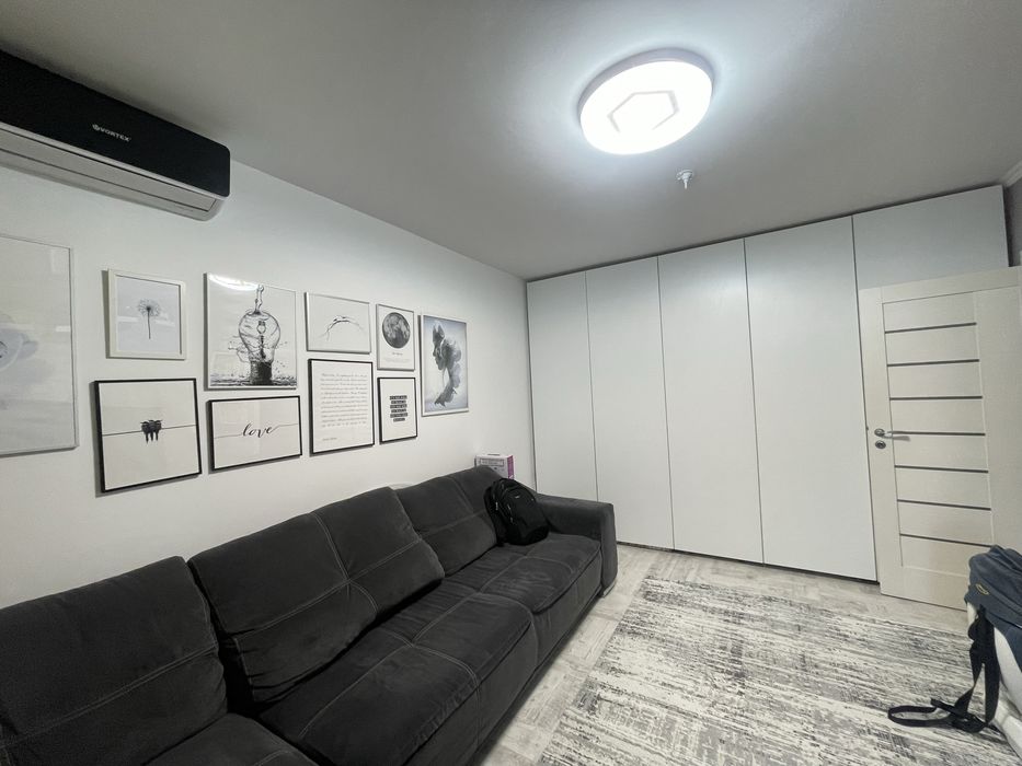 Apartament 2 camere-alexandru cel bun/etaj intermediar