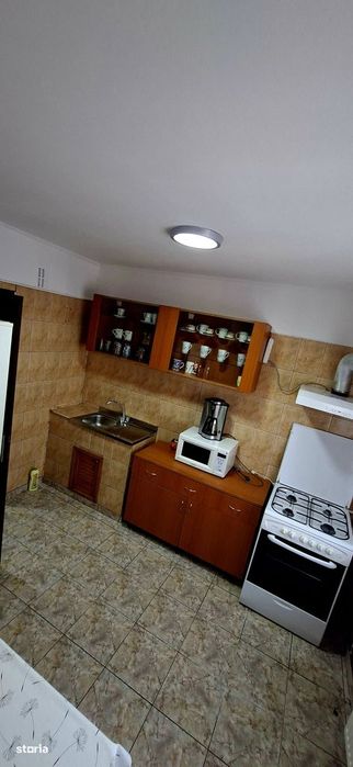 3 camere Gavana 3 , Decomandat / Centrală , mobilat / utilat