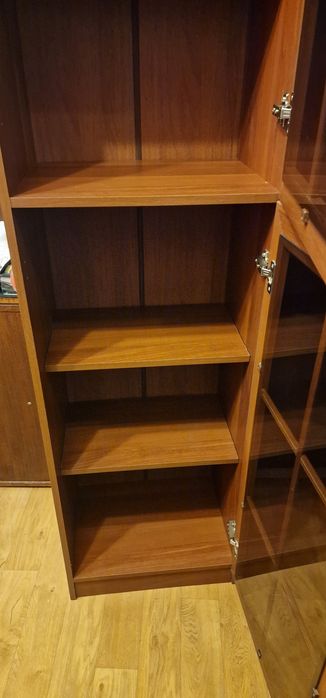 Шкаф для посуды/книг