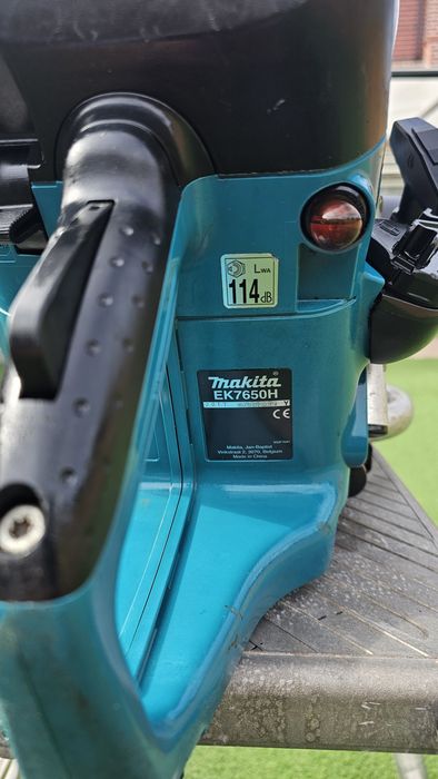 Drujba  MAKITA  motor in 4 timpi