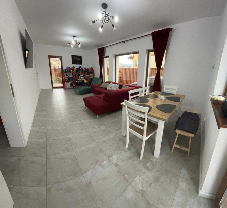 Vand Casa cu 4 camere in Cristian, Brasov- direct proprietar!