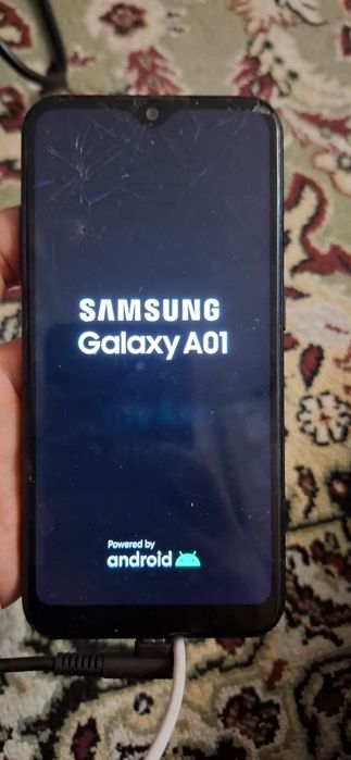 Смартфон Samsung Galaxy A01