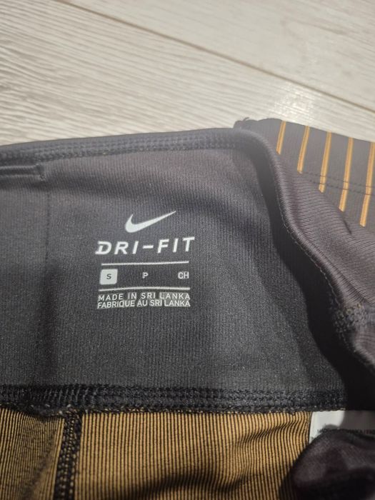 Nike дамски клин