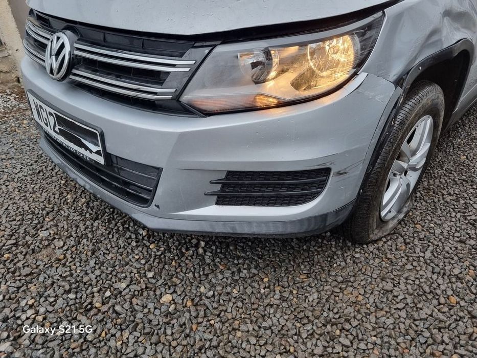 Bara fata Volkswagen Tiguan 5N Facelift 2011 - 2015 Argintiu (1399) Diesel model fara ...
