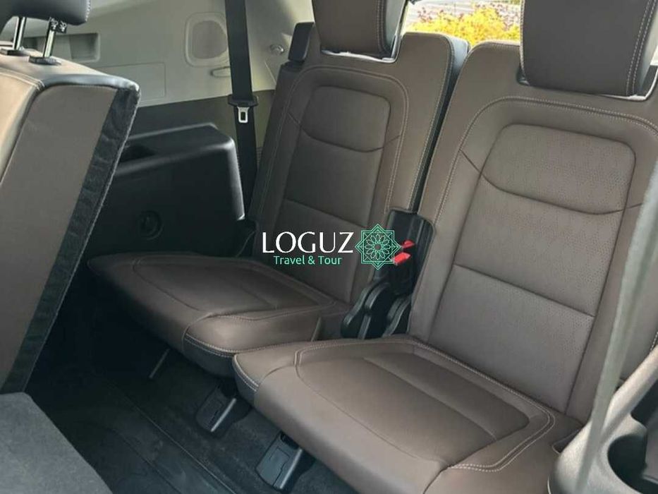 Семейный кроссовер для поездок в горы и дачи Экскурсии, туры по городу