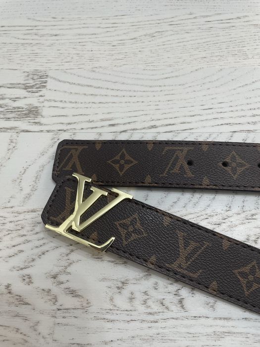 Curea louise vuitton