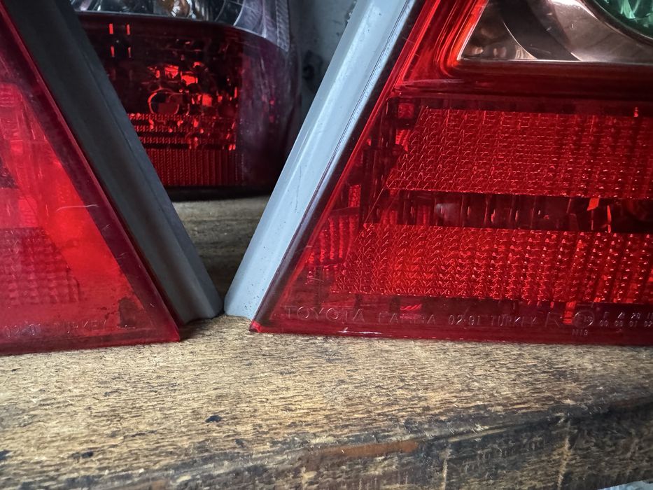 Задний фонарь королла