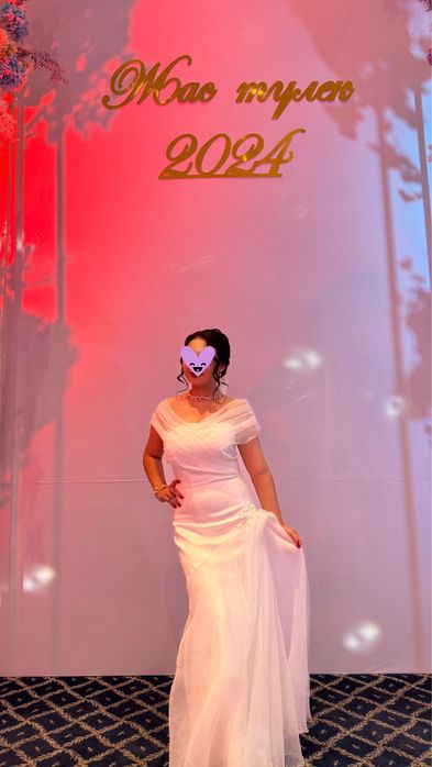 Вечерние платья