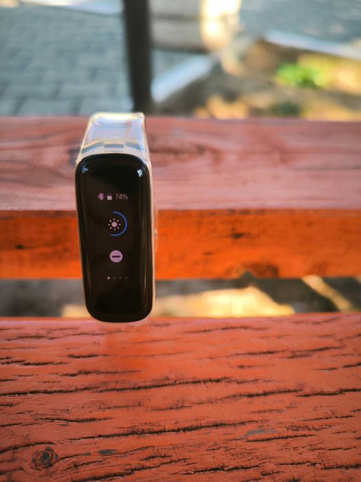 Смарт гривна  Samsung galaxy fit 2