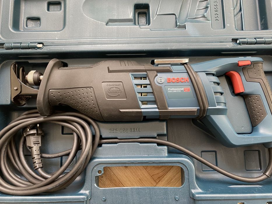 Сабельная пила Bosch GSA 1300 PCE