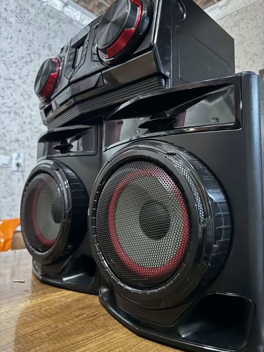 LG BOOMX ovoz bomba narxi kelishamz